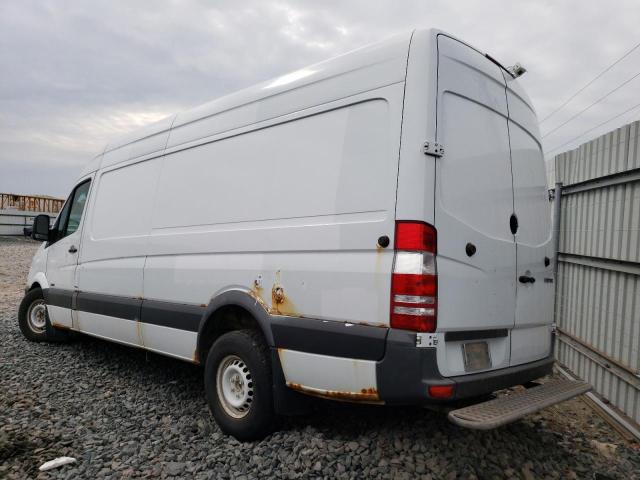 WD3PE8CBXC5701285 - 2012 MERCEDES-BENZ SPRINTER 2500 WHITE photo 2