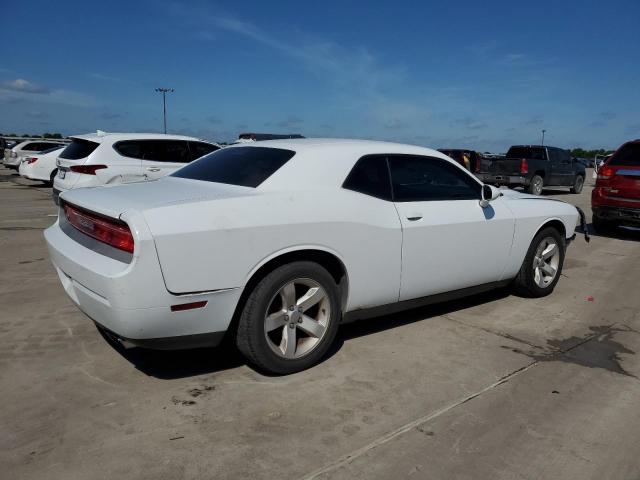 2C3CDYAG8DH646131 - 2013 DODGE CHALLENGER SXT WHITE photo 3