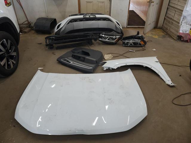 1V2LC2CA0MC241659 - 2021 VOLKSWAGEN ATLAS CROS SE WHITE photo 13