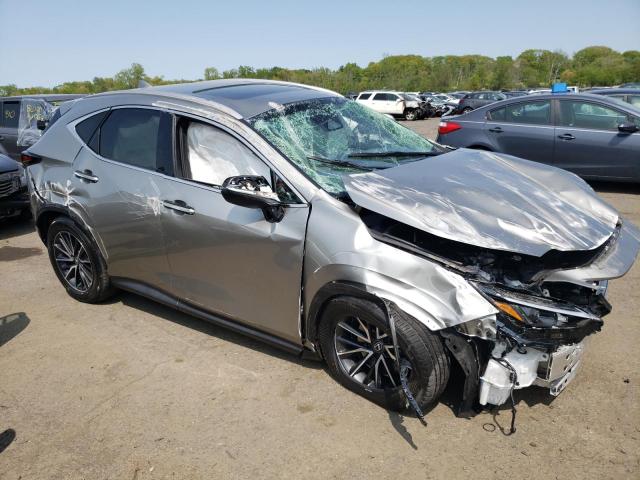 2T2GDCAZ1RC006633 - 2024 LEXUS NX 250 PREMIUM SILVER photo 4