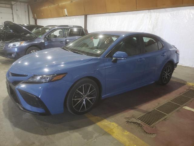 4T1G31AK8RU062596 - 2024 TOYOTA CAMRY SE NIGHT SHADE BLUE photo 1