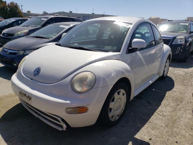 3VWBB61C2WM030960 - 1998 VOLKSWAGEN NEW BEETLE WHITE photo 1