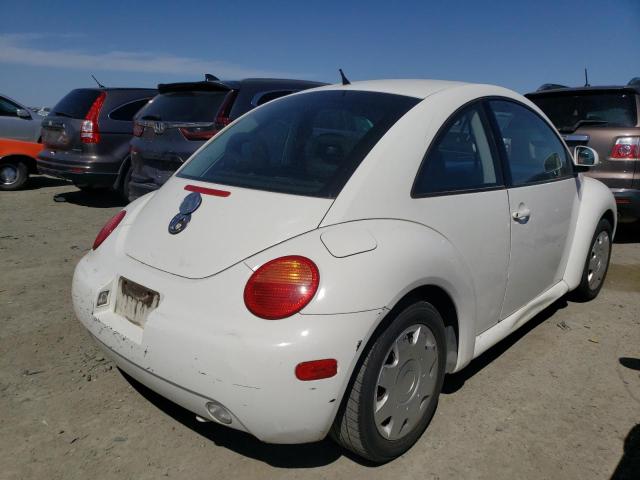 3VWBB61C2WM030960 - 1998 VOLKSWAGEN NEW BEETLE WHITE photo 3