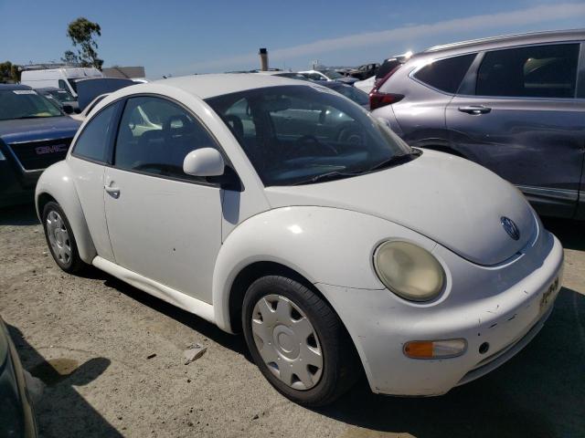 3VWBB61C2WM030960 - 1998 VOLKSWAGEN NEW BEETLE WHITE photo 4