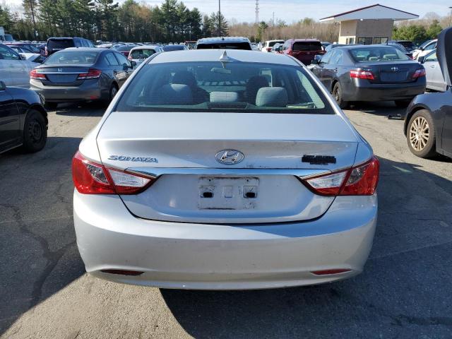 5NPEB4AC0BH015801 - 2011 HYUNDAI SONATA GLS SILVER photo 6