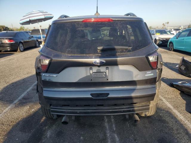 1FMCU0GD4JUD37545 - 2018 FORD ESCAPE SE ნაცრისფერი ფოტო 6