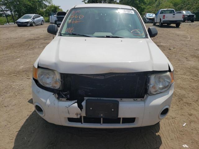 1FMCU0C71BKA20013 - 2011 FORD ESCAPE XLS WHITE photo 5