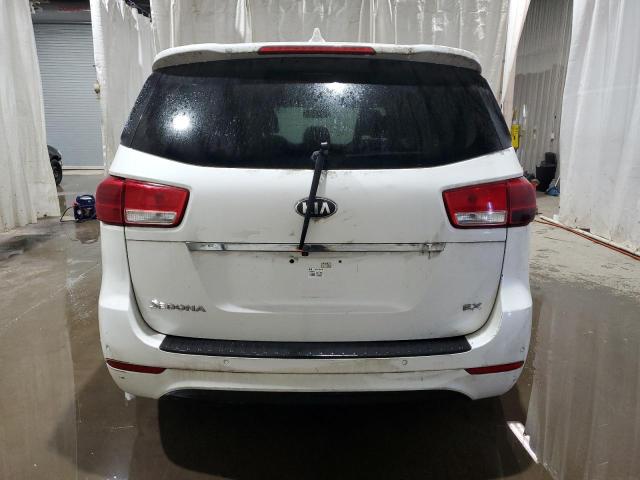 KNDMC5C10F6051580 - 2015 KIA SEDONA EX WHITE photo 6