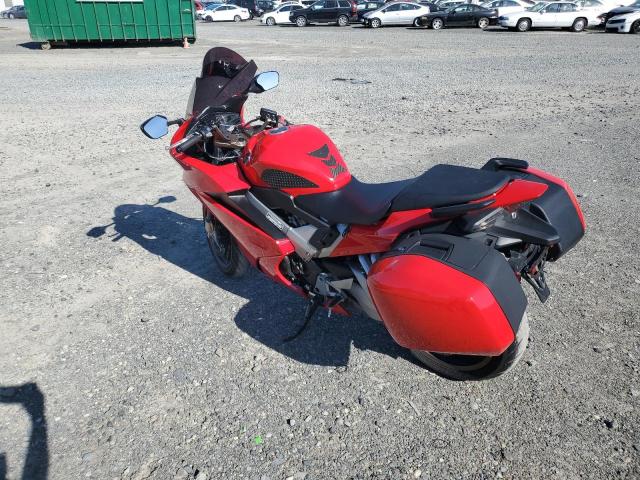 JH2RC7918EK000334 - 2014 HONDA VFR800 F RED photo 3