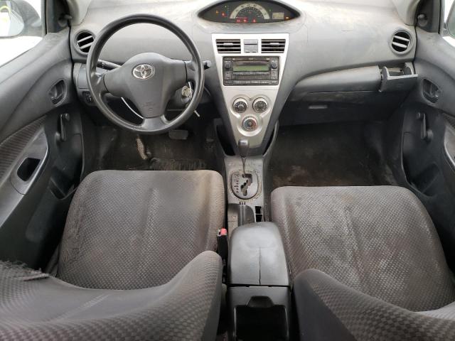 JTDBT923471059357 - 2007 TOYOTA YARIS SILVER photo 8