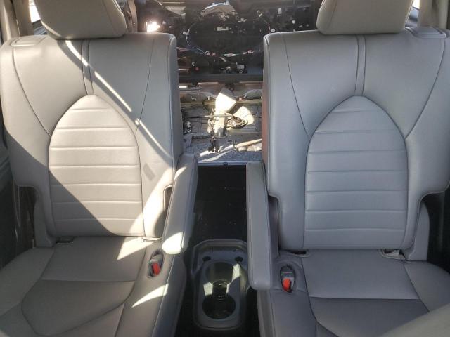 5TDGZRBH8NS225766 - 2022 TOYOTA HIGHLANDER XLE GRAY photo 10