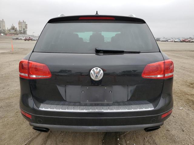 WVGFF9BP9BD001386 - 2011 VOLKSWAGEN TOUAREG V6 BLACK photo 6