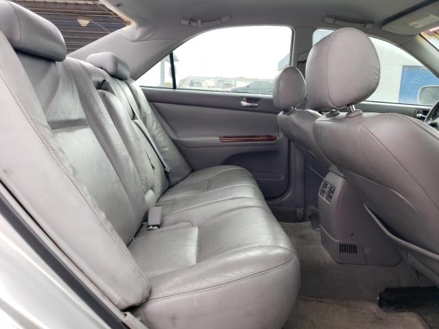 4T1BE32K13U750171 - 2003 TOYOTA CAMRY LE SILVER photo 10