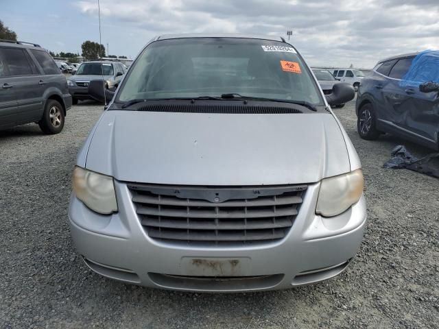 2A4GP44R96R609333 - 2006 CHRYSLER TOWN & COU LX SILVER photo 5