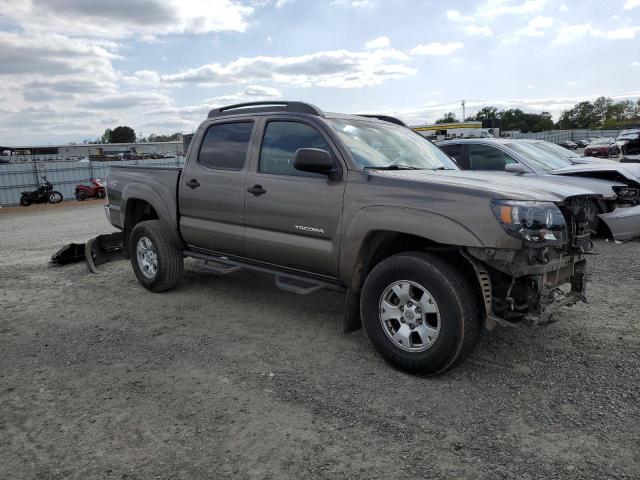 3TMJU4GN4AM108928 - 2010 TOYOTA TACOMA DOUBLE CAB PRERUNNER TAN photo 4