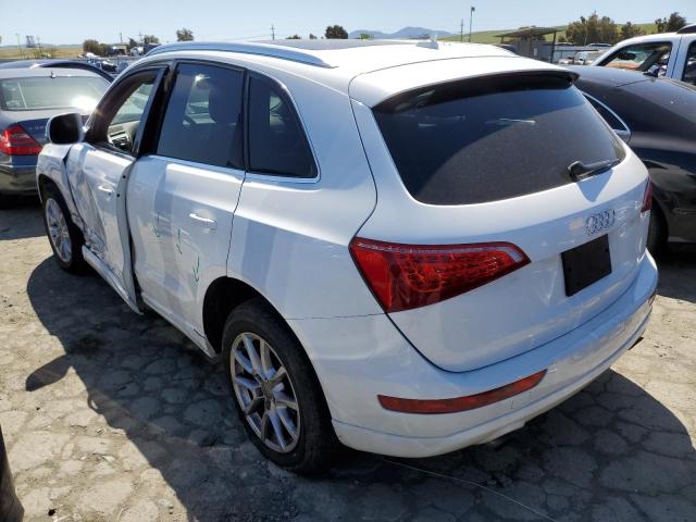 WA1CFAFP0CA002443 - 2012 AUDI Q5 PREMIUM WHITE photo 2