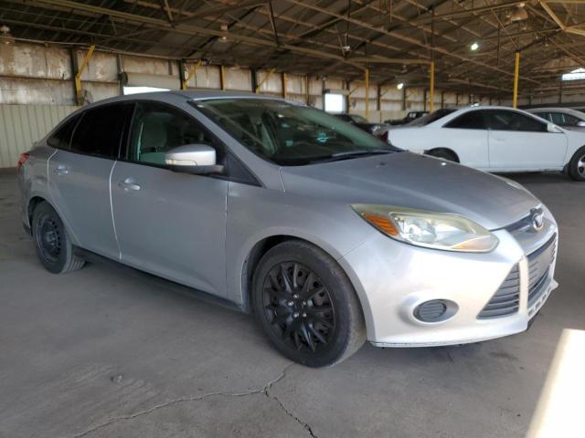 1FADP3F2XEL350237 - 2014 FORD FOCUS SE SILVER photo 4