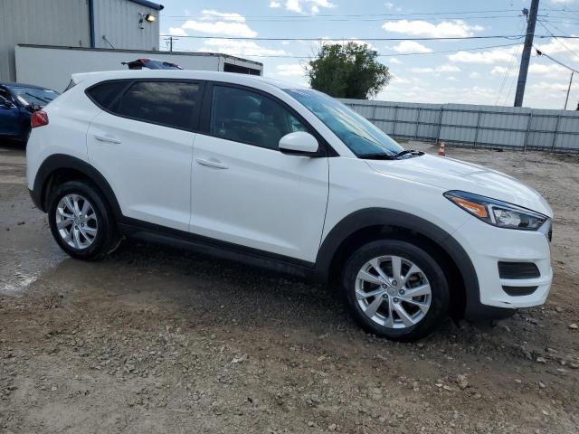 KM8J23A47MU363293 - 2021 HYUNDAI TUCSON SE WHITE photo 4