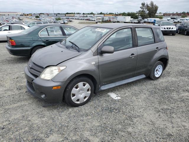 JTKKT624450080230 - 2005 TOYOTA SCION XA GRAY photo 1