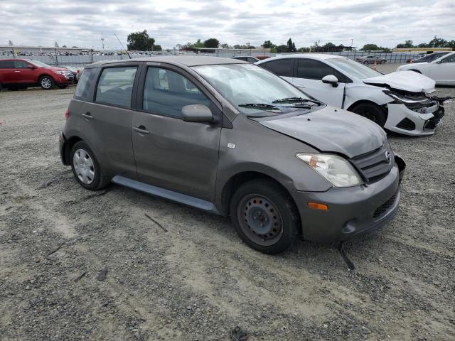 JTKKT624450080230 - 2005 TOYOTA SCION XA GRAY photo 4