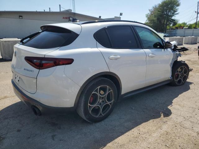 ZASPAKBN9N7D46635 - 2022 ALFA ROMEO STELVIO TI WHITE photo 3