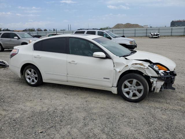 1N4CL21E28C260622 - 2008 NISSAN ALTIMA HYBRID WHITE photo 4