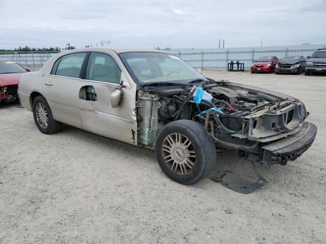 2LNHM82V78X652153 - 2008 LINCOLN TOWN CAR SIGNATURE LIMITED GOLD photo 4