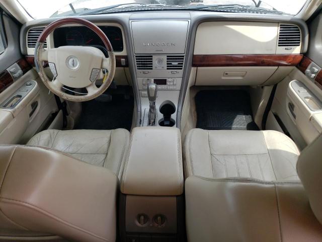 5LMEU68H04ZJ19488 - 2004 LINCOLN AVIATOR 白色 照片 8
