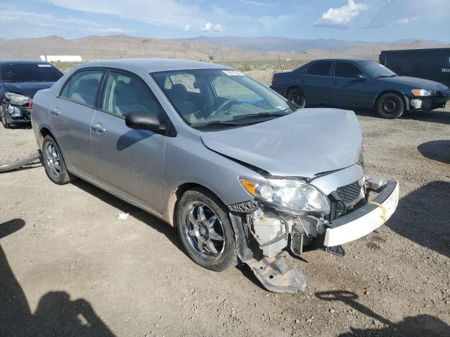 JTDBL40E699074759 - 2009 TOYOTA COROLLA BASE SILVER photo 4