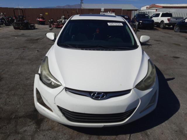 5NPDH4AE1EH467627 - 2014 HYUNDAI ELANTRA SE WHITE photo 5