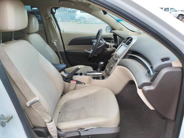 1G11C5SL2FF132112 - 2015 CHEVROLET MALIBU 1LT WHITE photo 5