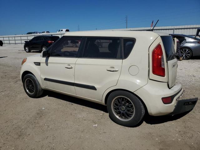 KNDJT2A56C7423470 - 2012 KIA SOUL CREAM photo 2