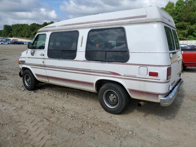 1GBEG25K8RF132610 - 1994 CHEVROLET G20 WHITE photo 2