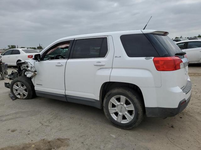 2GKALMEK7C6237730 - 2012 GMC TERRAIN SLE WHITE photo 2