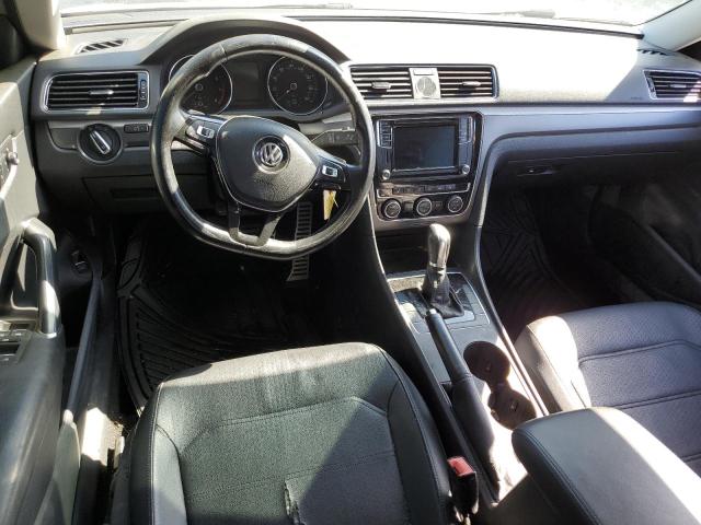 1VWDT7A38HC058360 - 2017 VOLKSWAGEN PASSAT R-LINE ვერცხლისფერი ფოტო 8