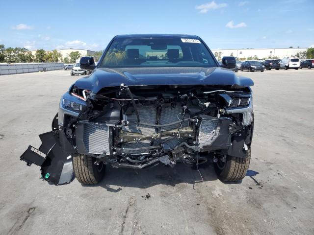 5TFNA5AB1PX022669 - 2023 TOYOTA TUNDRA CREWMAX PLATINUM Schwarz Foto 5