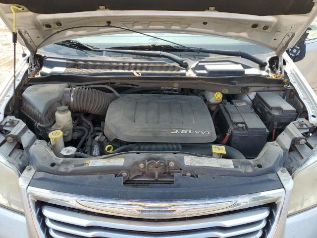 2A4RR8DG9BR796673 - 2011 CHRYSLER TOWN & COU TOURING L SILVER photo 12