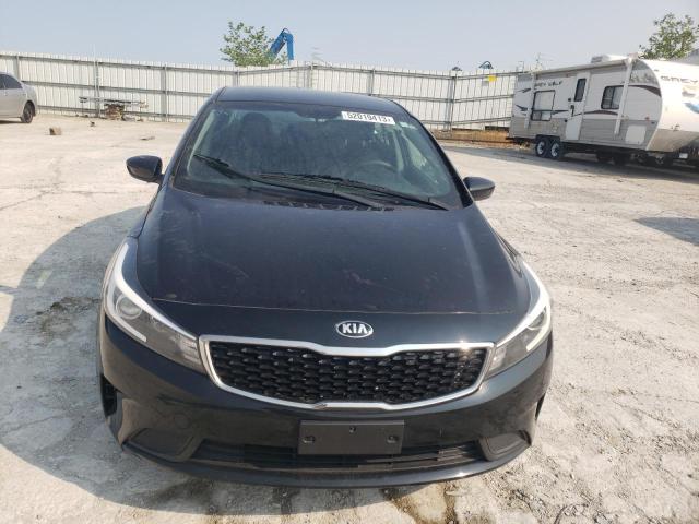 3KPFK4A71HE039769 - 2017 KIA FORTE LX BLACK photo 5