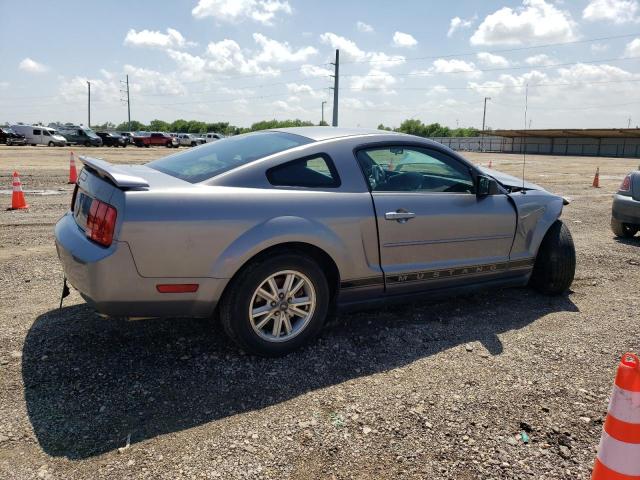 1ZVFT80N465104740 - 2006 FORD MUSTANG GRAY photo 3