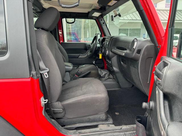 1C4AJWAG4HL534385 - 2017 JEEP WRANGLER SPORT RED photo 5