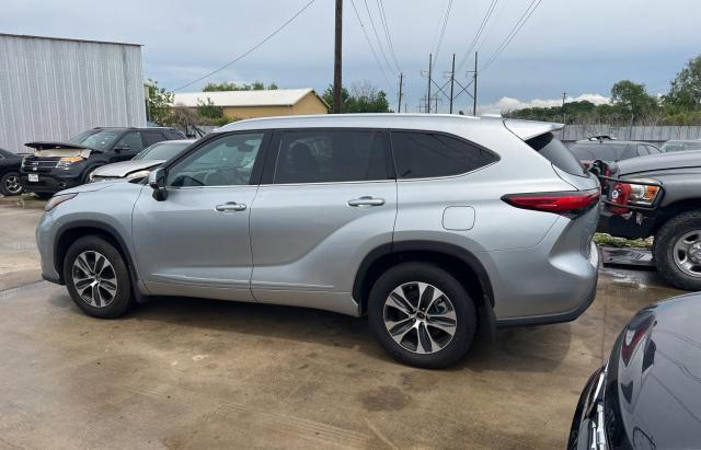 5TDGZRBH4LS503334 - 2020 TOYOTA HIGHLANDER XLE Gümüş foto 3