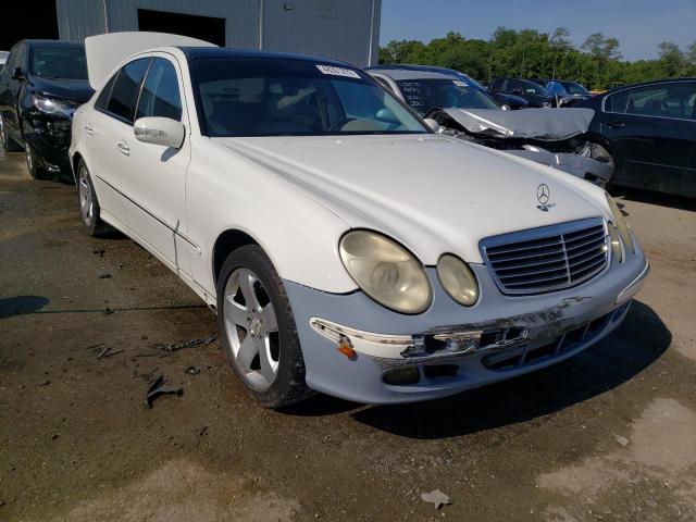 WDBUF70J14A585428 - 2004 MERCEDES-BENZ E 500 WHITE photo 1