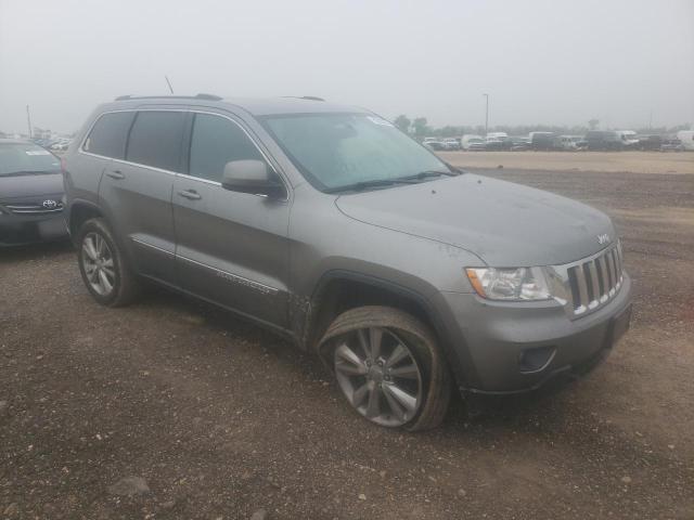 1C4RJFAG8DC506912 - 2013 JEEP GRAND CHER LAREDO GRAY photo 4