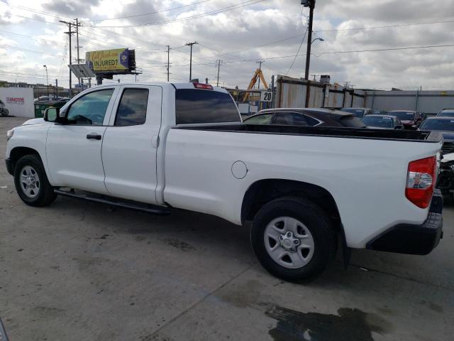 5TFTY5F13LX011105 - 2020 TOYOTA TUNDRA DOUBLE CAB SR/SR5 WHITE photo 2