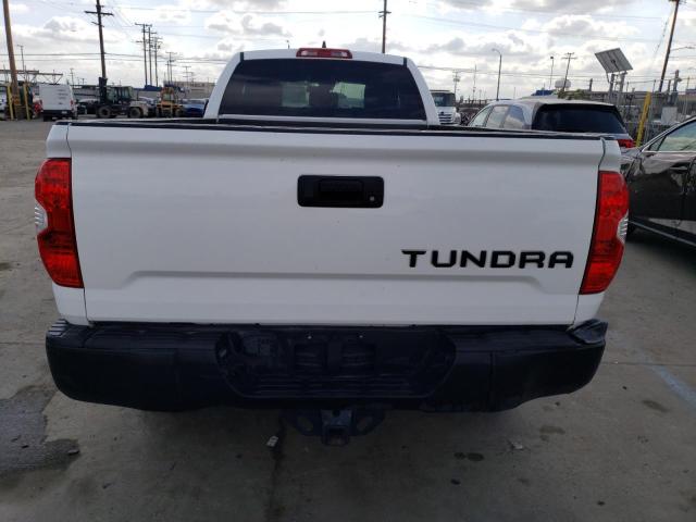 5TFTY5F13LX011105 - 2020 TOYOTA TUNDRA DOUBLE CAB SR/SR5 WHITE photo 6