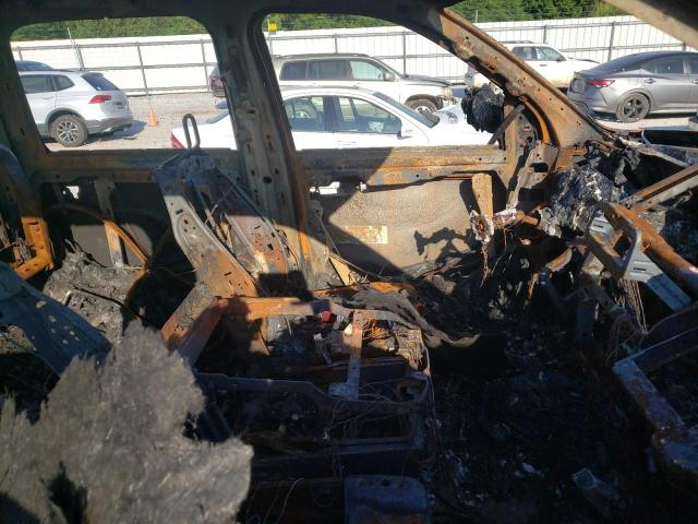 3C6UR5DL1DG542404 - 2013 RAM 2500 SLT შავი ფოტო 5