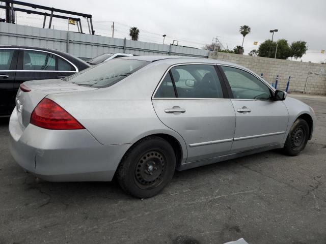 1HGCM66427A102484 - 2007 HONDA ACCORD SE SILVER photo 3