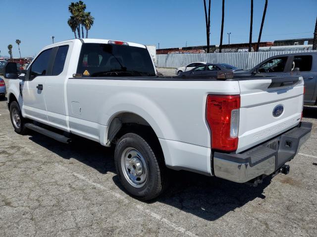 1FT7X2A60HEE73517 - 2017 FORD F250 SUPER DUTY WHITE photo 2