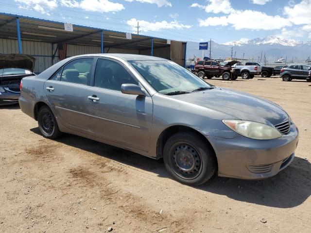 4T1BE30K95U594175 - 2005 TOYOTA CAMRY LE GRAY photo 4