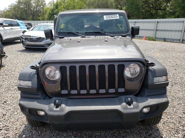 1C4HJXDG8JW142336 - 2018 JEEP WRANGLER U SPORT CHARCOAL photo 5